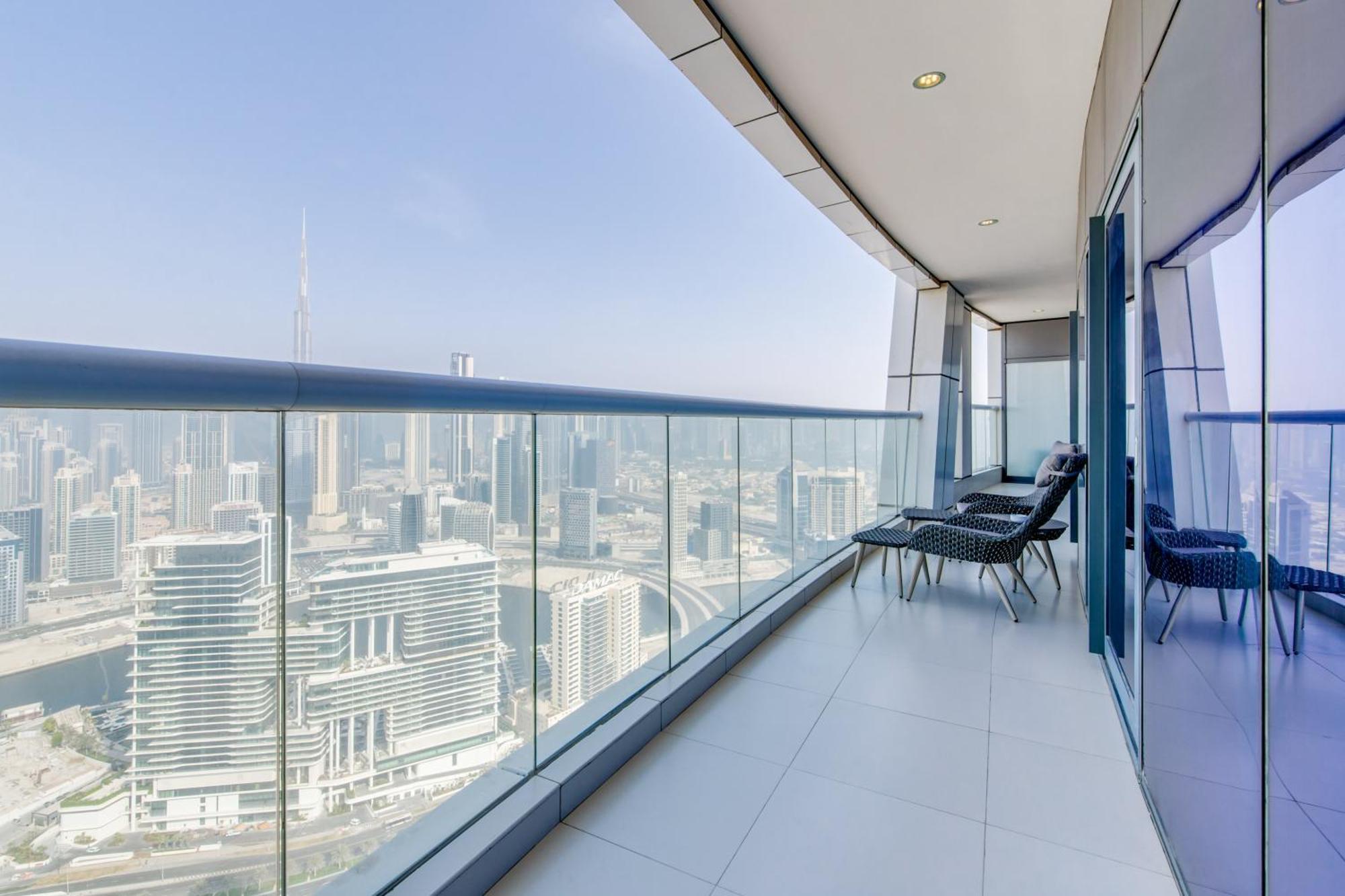 Globalstay Damac Towers By Paramount In Business Bay Dubai Exterior foto